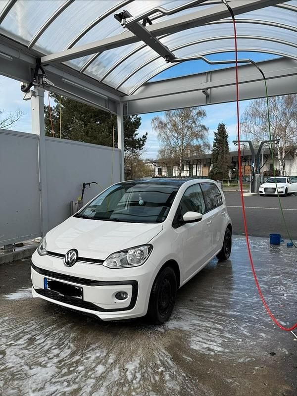 Second-hand VW up! 60 CP (44 kW) 2018 Alb Hatchback