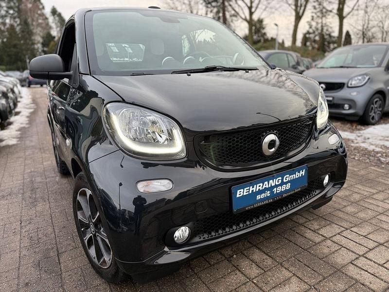 Gebraucht Smart ForTwo Cabrio 90 PS (66 kW) 2016 Schwarz Cabrio