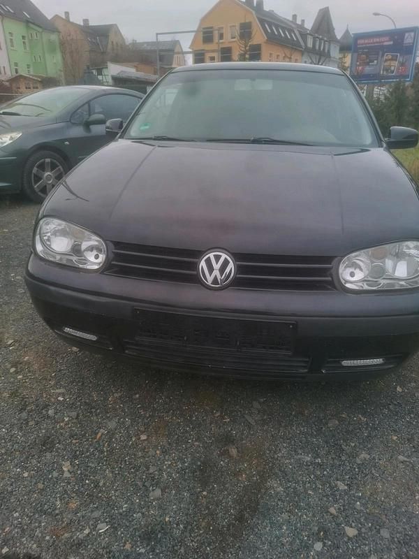 Gebraucht VW Golf IV 80 PS (58 kW) 2000 Schwarz Kleinwagen