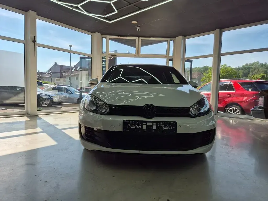 Gebraucht VW Golf VI GTI 211 PS (155 kW) 2012 Weiß Kleinwagen