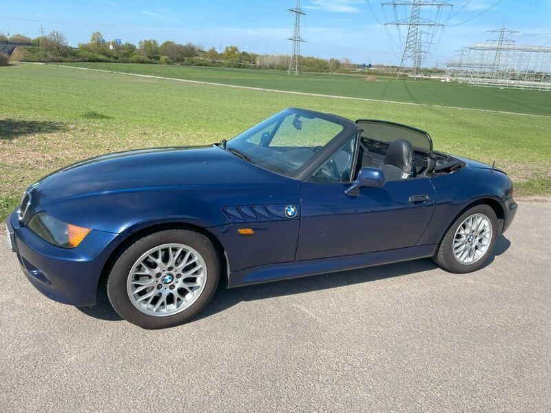 Blau Gebraucht 1996 BMW Z3 Performance Cabrio | 11.500 € - Bild 1/4
