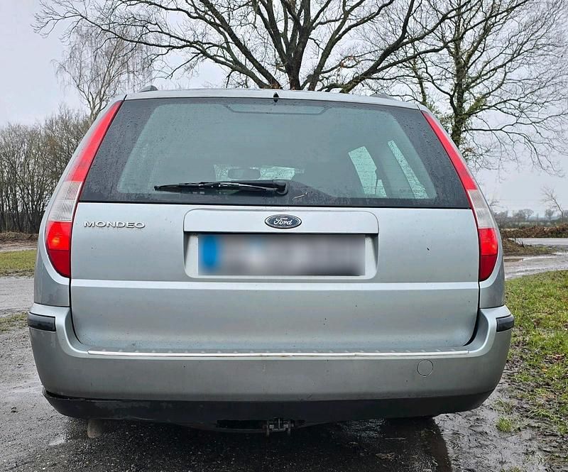 Second-hand Ford Mondeo 145 CP (106 kW) 2006 Gri Break