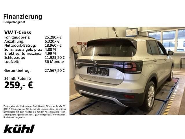 Gebraucht VW T-Cross Move 150 PS (110 kW) 2023 Ivory silver metallic SUV