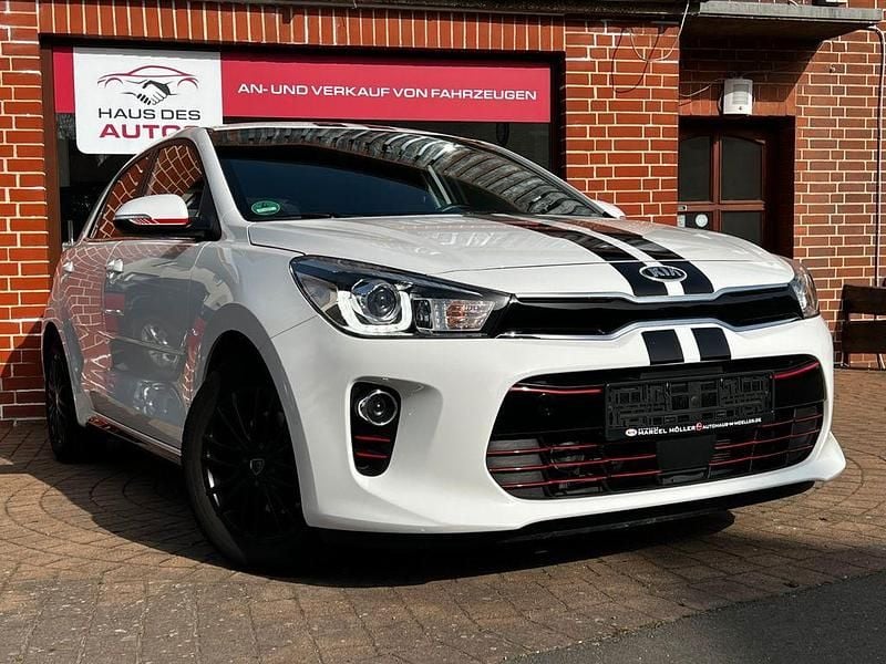Gebraucht Kia Rio Spirit 99 PS (72 kW) 2017 Weiß Limousine