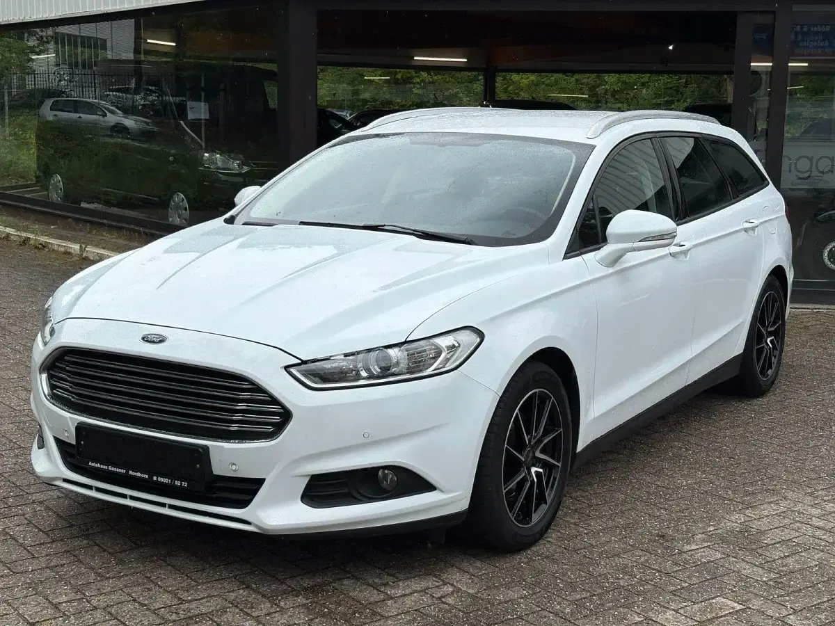 Gebraucht Ford Mondeo Business Edition 150 PS (110 kW) 2018 Weiß Kombi