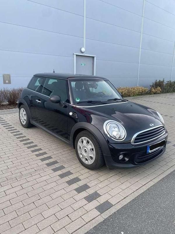 Gebraucht Mini ONE 98 PS (72 kW) 2011 Schwarz Kleinwagen