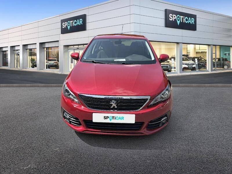 Gebraucht Peugeot 308 Active 131 PS (96 kW) 2021 Rot Limousine