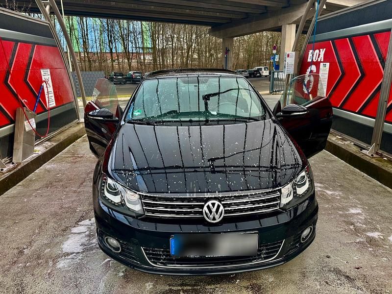 Usata VW Eos 122 CV (89 kW) 2011 Nero Cabrio