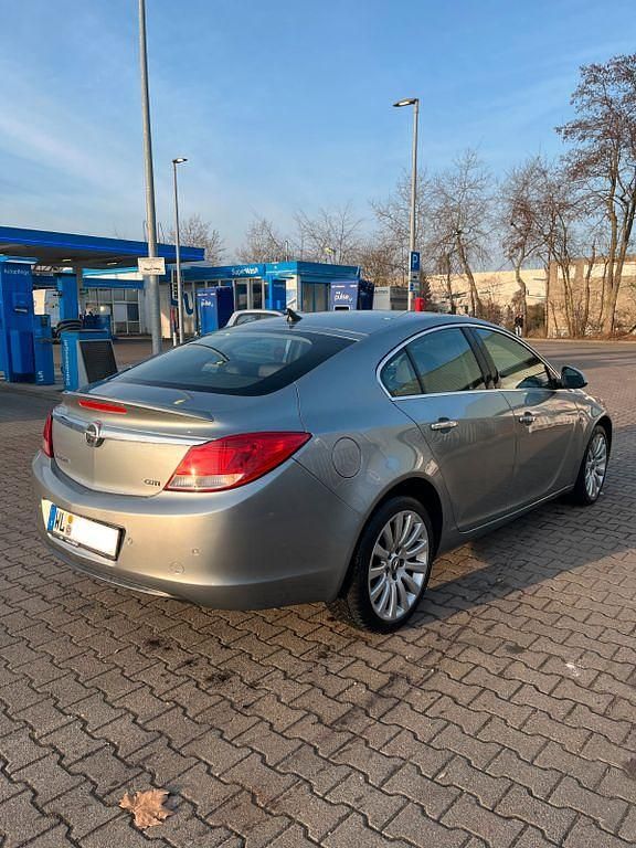 Gebraucht Opel Insignia Sport 160 PS (117 kW) 2010 Grau Limousine