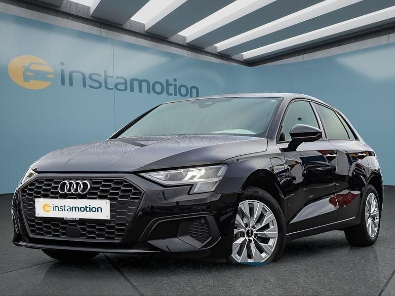 Schwarz Gebraucht 2022 Audi A3 Sportback e-tron Limousine | 22.149 € (Guter Preis) - Bild 1/4