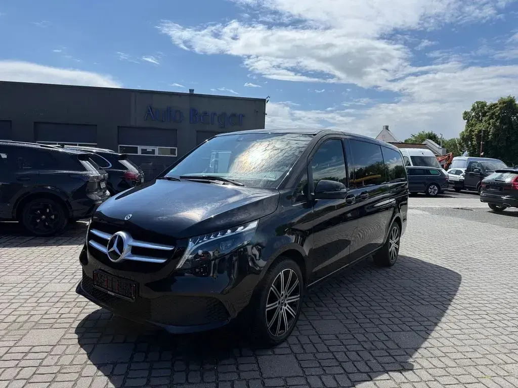 Gebraucht Mercedes V300 Edition 237 PS (174 kW) 2023 Schwarz Van / Kleinbus