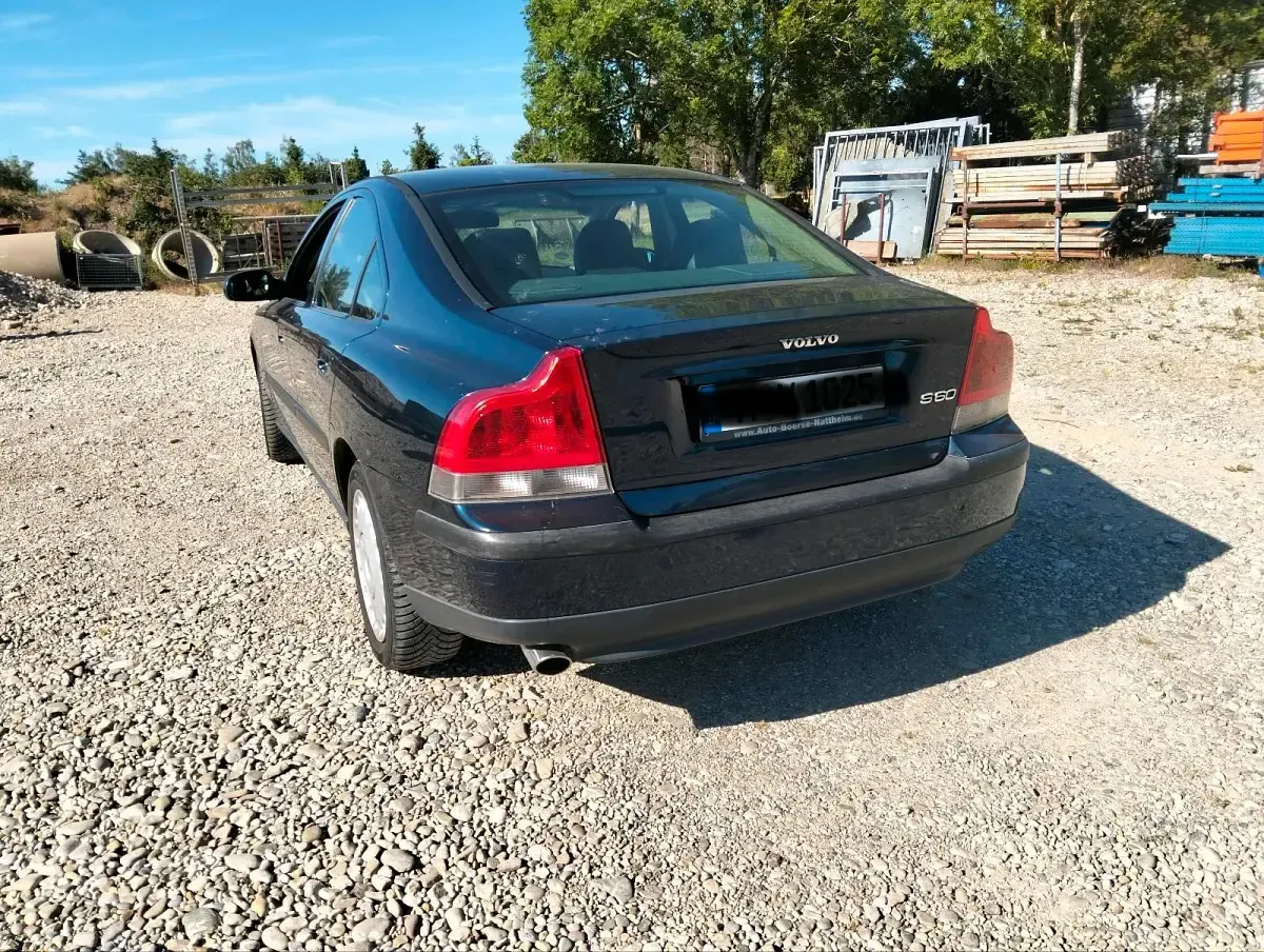 Gebraucht Volvo S60 200 PS (147 kW) 2002 Blau Limousine
