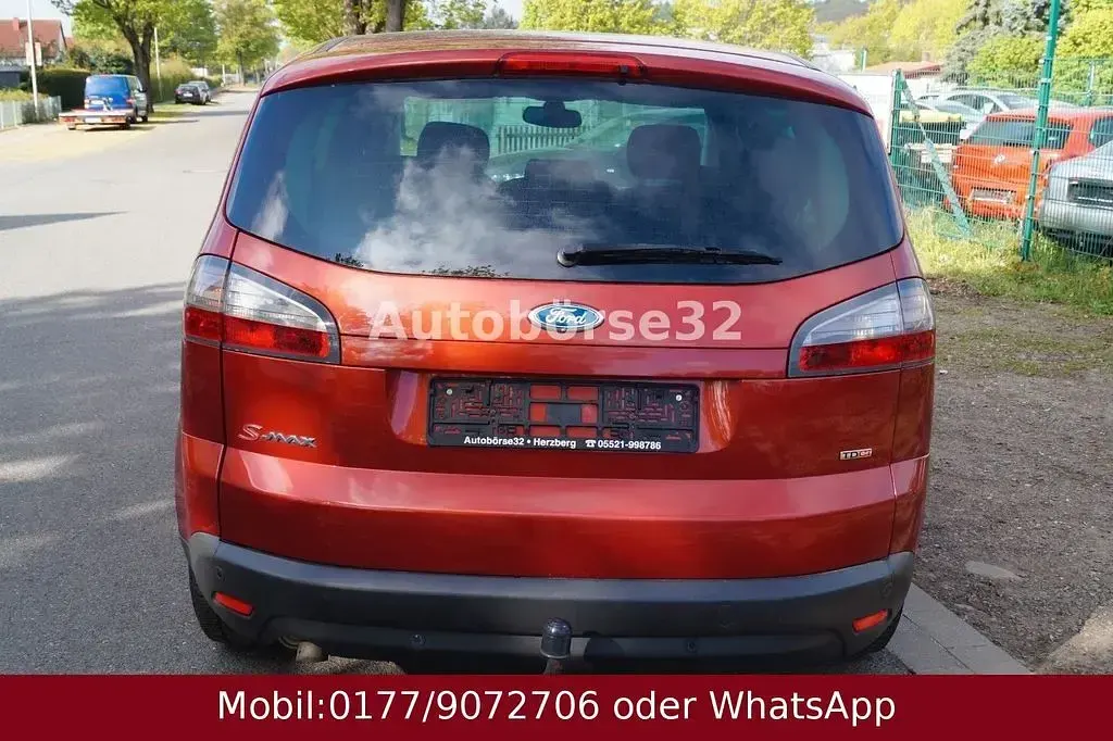 Gebraucht Ford S-MAX Titanium 140 PS (102 kW) 2006 Rot Van / Kleinbus