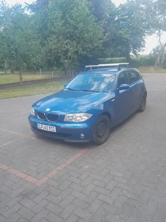 Gebraucht BMW 116 122 PS (89 kW) 2004 Blau Kleinwagen