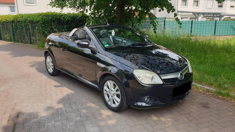 Schwarz Gebraucht 2008 Opel Tigra OPC Cabrio | 1.850 € (Fairer Preis) - Bild 1/4