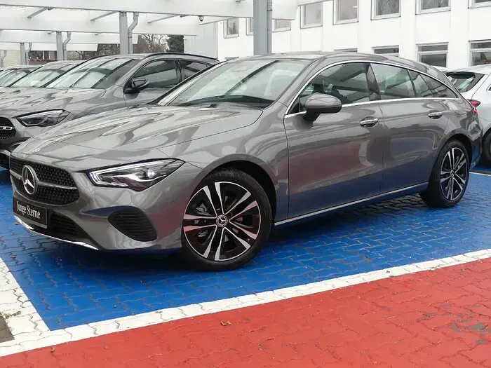 Brugt Mercedes CLA180 Shooting Brake Progressive 136 HK (100 kW) 2025 Stationcar
