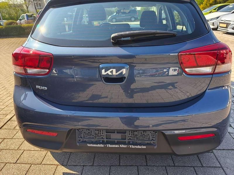 Gebraucht Kia Rio Edition 7 84 PS (61 kW) 2021 Blau Limousine