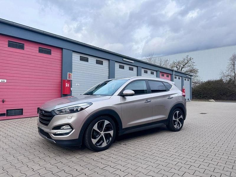 Gebraucht Hyundai Tucson Premium 185 PS (136 kW) 2015 Grau SUV