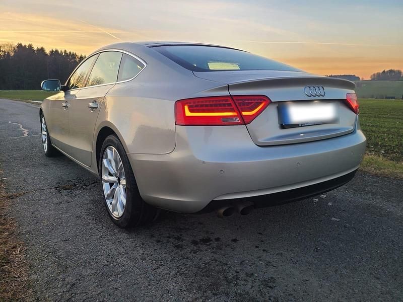 Gebraucht Audi A5 177 PS (130 kW) 2012 Silber Limousine