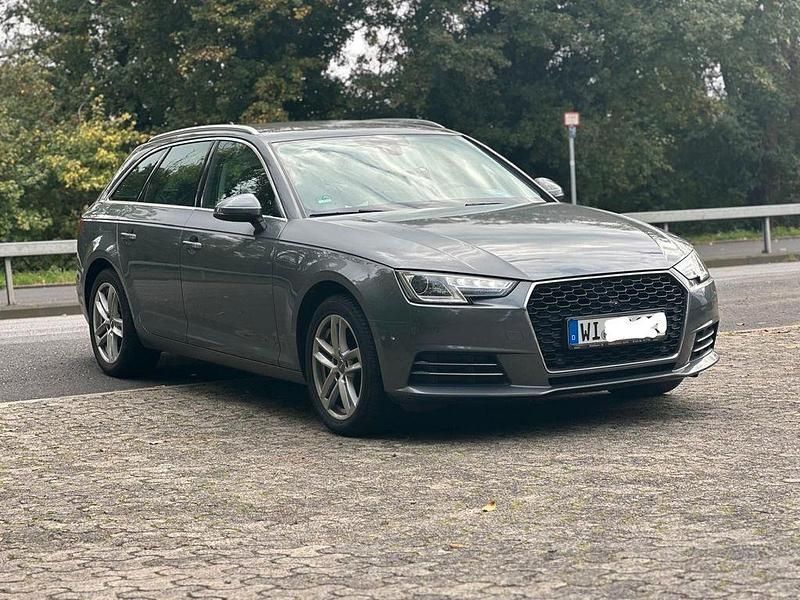 Gebraucht Audi A4 Design 190 PS (139 kW) 2016 Grau Kombi