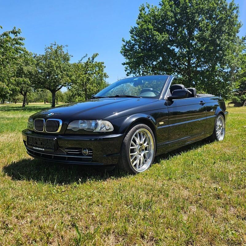 Schwarz Gebraucht 2001 BMW 330 Cabriolet Basis Cabrio | 9.900 € (Superpreis) - Bild 1/4