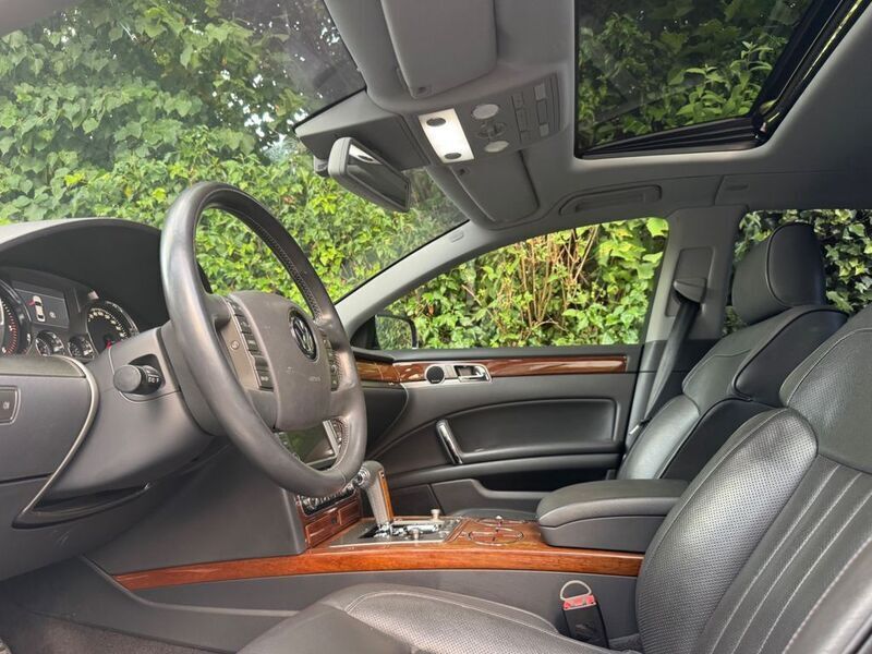 Gebraucht VW Phaeton 239 PS (175 kW) 2013 Schwarz Limousine