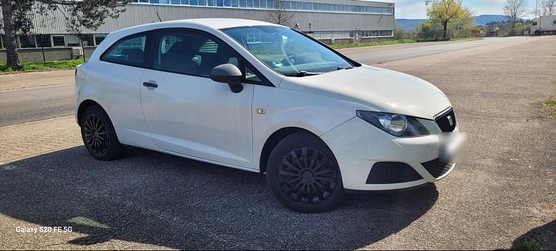 Gebraucht Seat Ibiza 60 PS (44 kW) 2011 Weiß Kleinwagen
