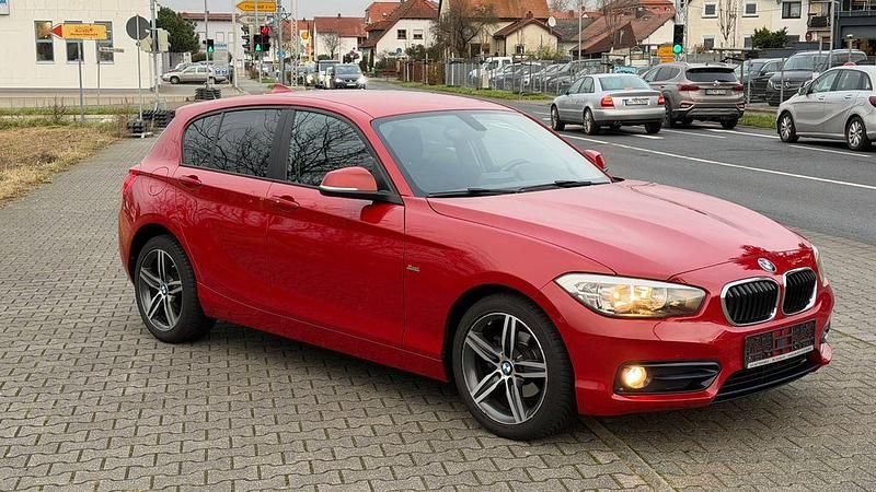 Gebraucht BMW 118 Sport Line 136 PS (100 kW) 2017 Rot Kleinwagen