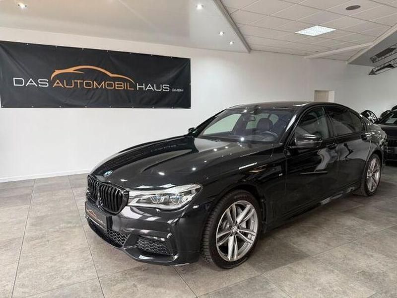 Gebraucht BMW 740 M Sport 320 PS (235 kW) 2016 Saphirschwarz Limousine