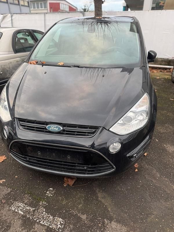 Schwarz Gebraucht 2010 Ford S-MAX S Van / Kleinbus | 3.200 € (Superpreis) - Bild 1/4