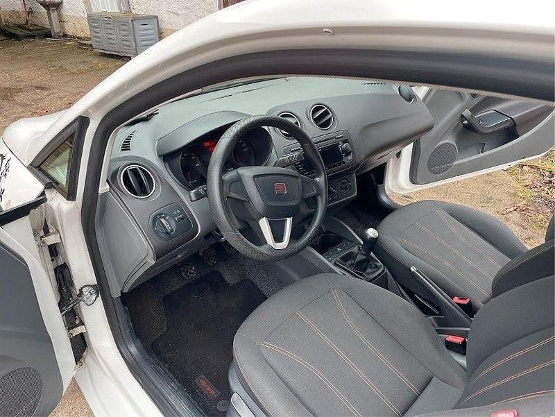 Gebraucht Seat Ibiza SC 60 PS (44 kW) 2011 Weiß Kleinwagen