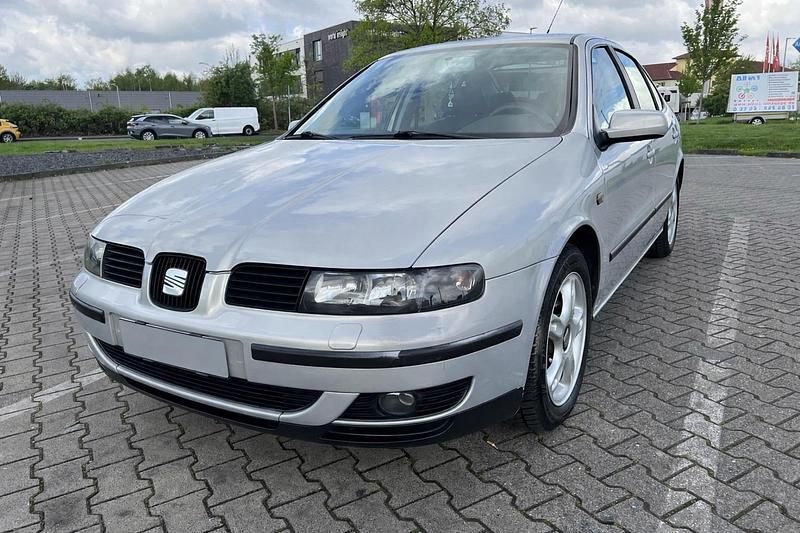 Usata Seat Toledo 150 CV (110 kW) 2000 Argento Berlina