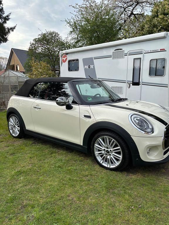 Second-hand Mini Cooper 136 CP (100 kW) 2017 Alb Hatchback
