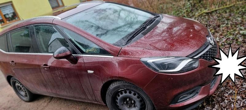 Gebraucht Opel Zafira Tourer 140 PS (102 kW) 2017 Braun Van / Kleinbus