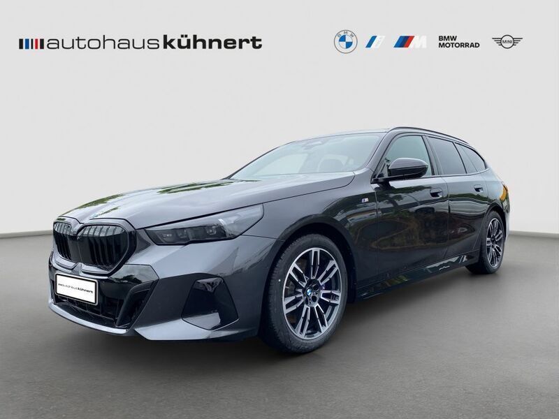Sophistograu brillanteffekt me Gebraucht 2025 BMW 540 M Sport Kombi | 73.875 € (Fairer Preis) - Bild 1/4