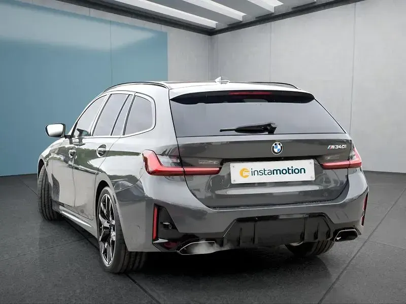 Gebraucht BMW 340 374 PS (275 kW) 2025 Grau Kombi