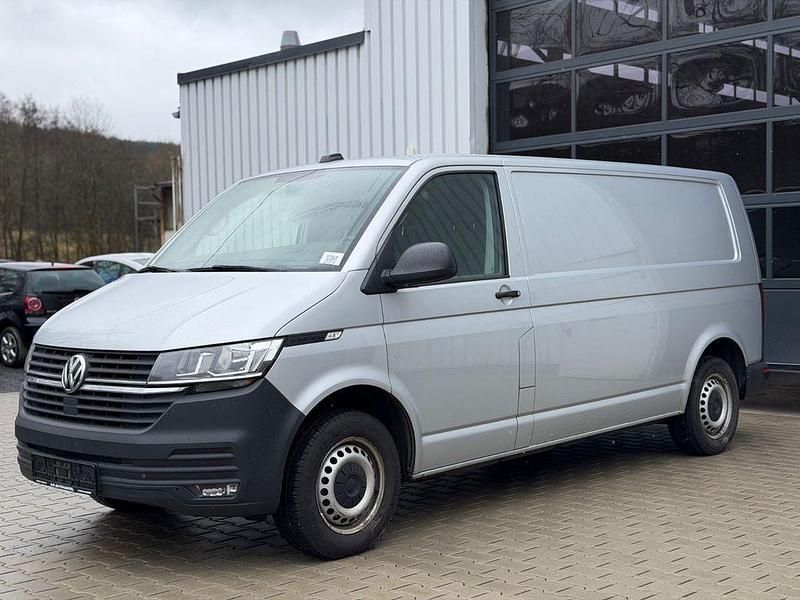 Gebraucht VW Transporter 150 PS (110 kW) 2020 Silber Van
