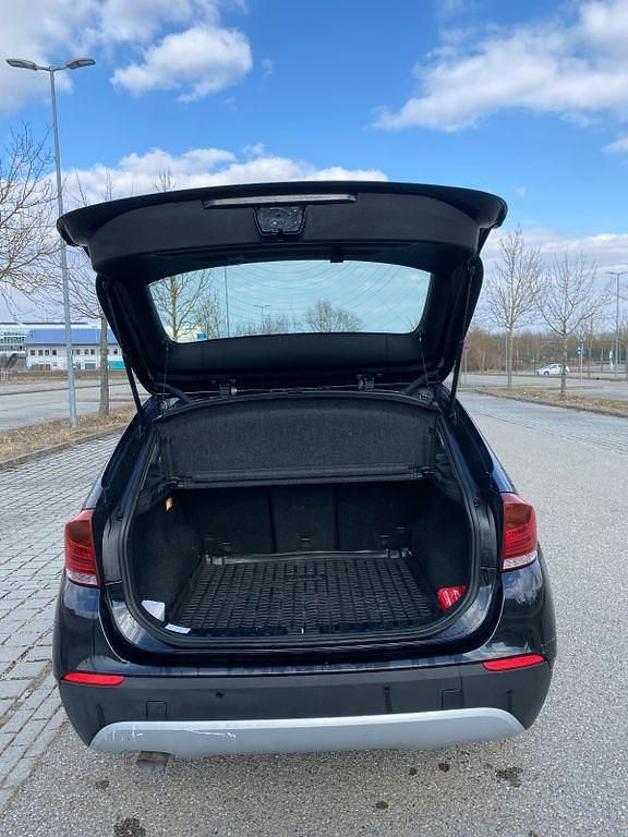 Używany BMW X1 143 KM (105 kW) 2011 Czarny SUV