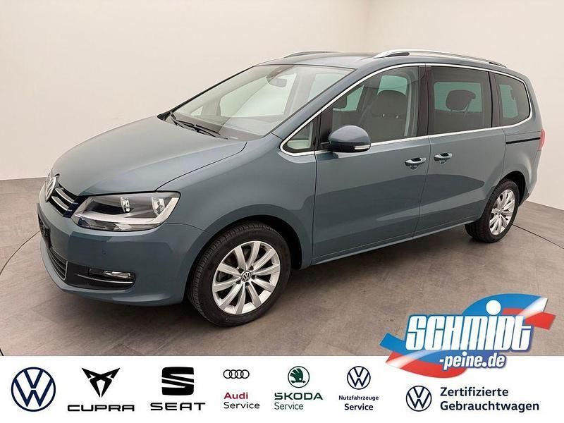 Petroleum blue metallic, metallic Gebraucht 2021 VW Sharan Highline Van / Kleinbus | 32.400 € (Fairer Preis) - Bild 1/4