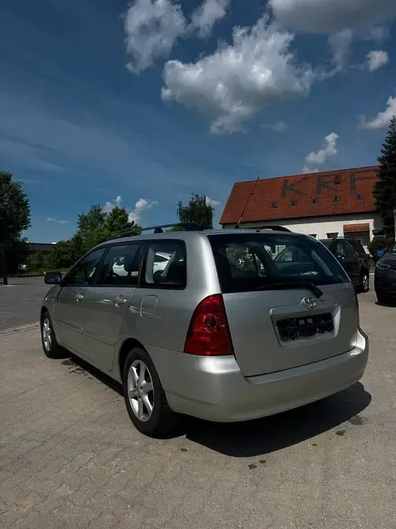 Gebraucht Toyota Corolla Sol 110 PS (80 kW) 2004 Silber Kombi