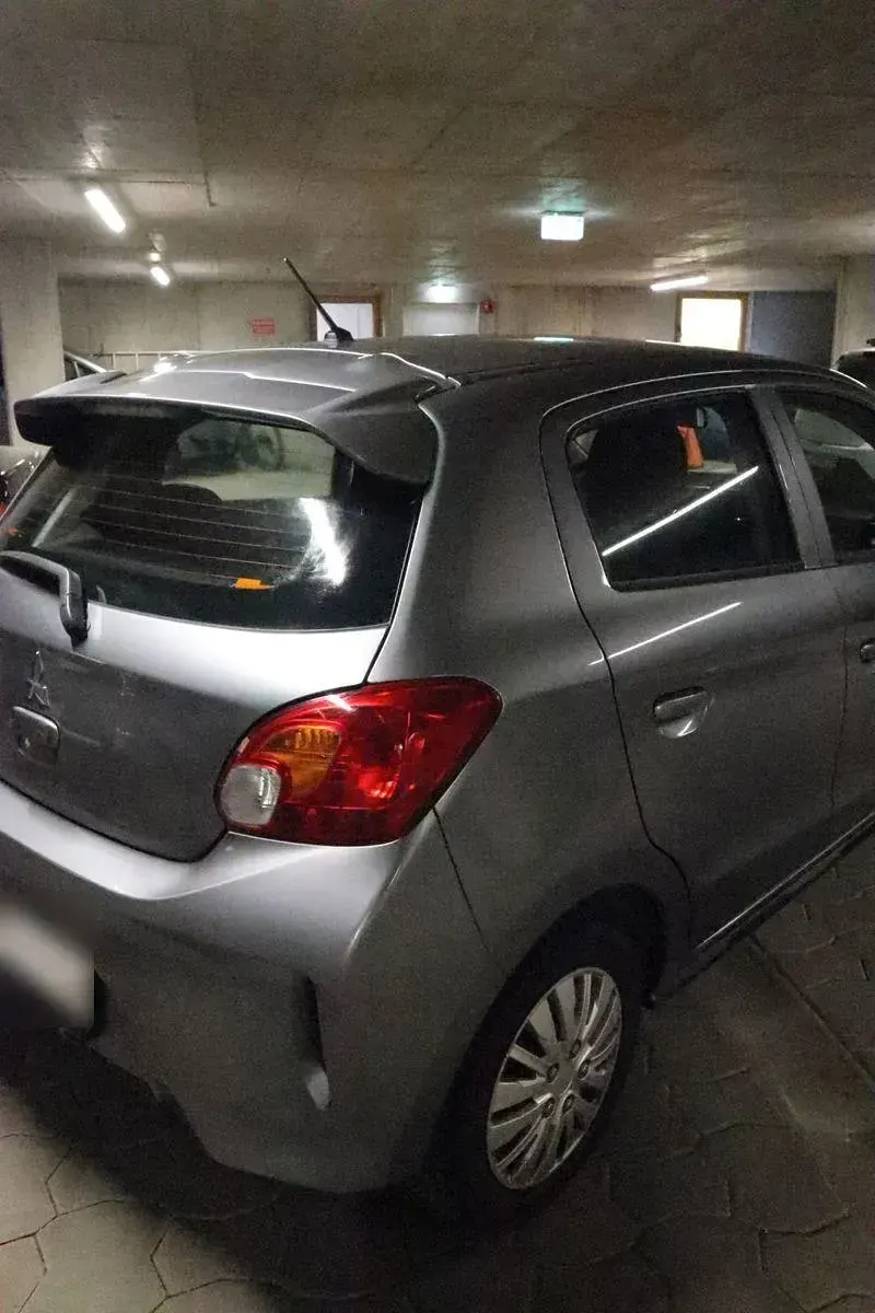 Gebraucht Mitsubishi Space Star Select 71 PS (52 kW) 2022 Grau Kleinwagen