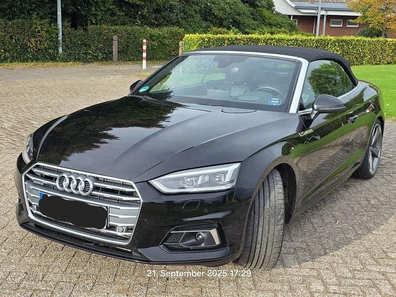 Schwarz Gebraucht 2018 Audi A5 Cabriolet Ambiente Cabrio | 24.799 € (Fairer Preis) - Bild 1/4