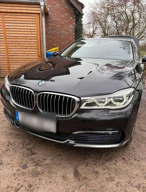 Gebraucht BMW 730L 265 PS (194 kW) 2017 Limousine