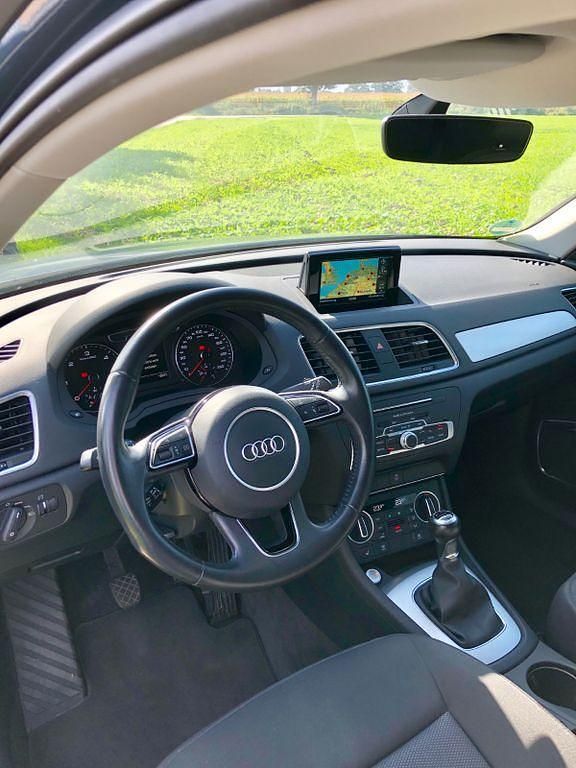 Gebraucht Audi Q3 Ambiente 150 PS (110 kW) 2016 Blau SUV