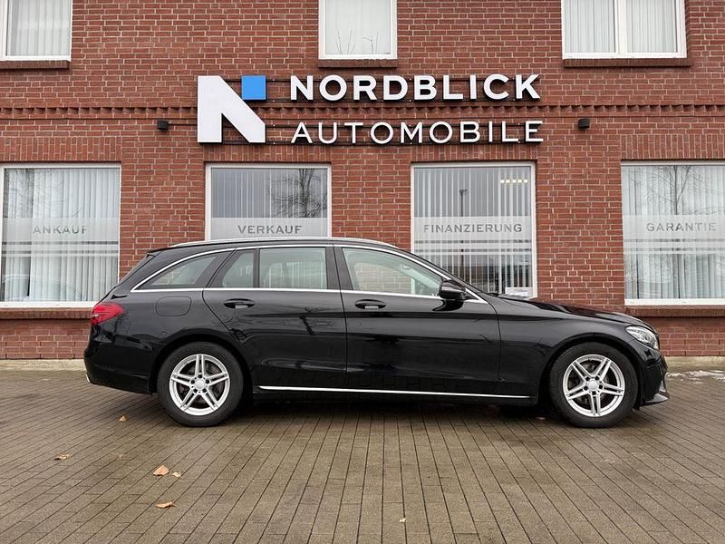 Gebraucht Mercedes C220 Avantgarde 194 PS (142 kW) 2019 Schwarz Kombi
