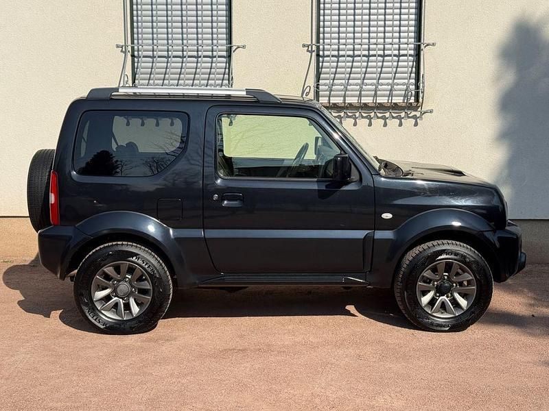 Gebraucht Suzuki Jimny Style 84 PS (61 kW) 2015 Schwarz SUV