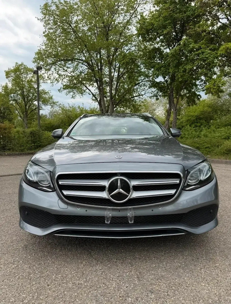 Gebraucht Mercedes E350 258 PS (189 kW) 2017 Silber Kombi