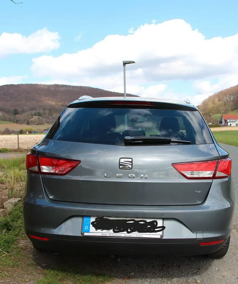 Używany Seat Leon ST Style 140 KM (102 kW) 2014 Kombi