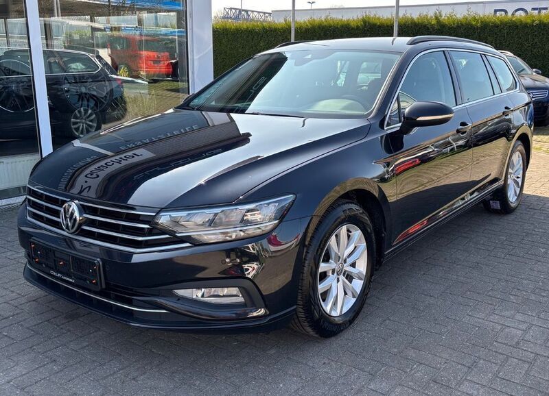 Schwarz Gebraucht 2019 VW Passat Business Kombi | 14.440 € (Fairer Preis) - Bild 1/4
