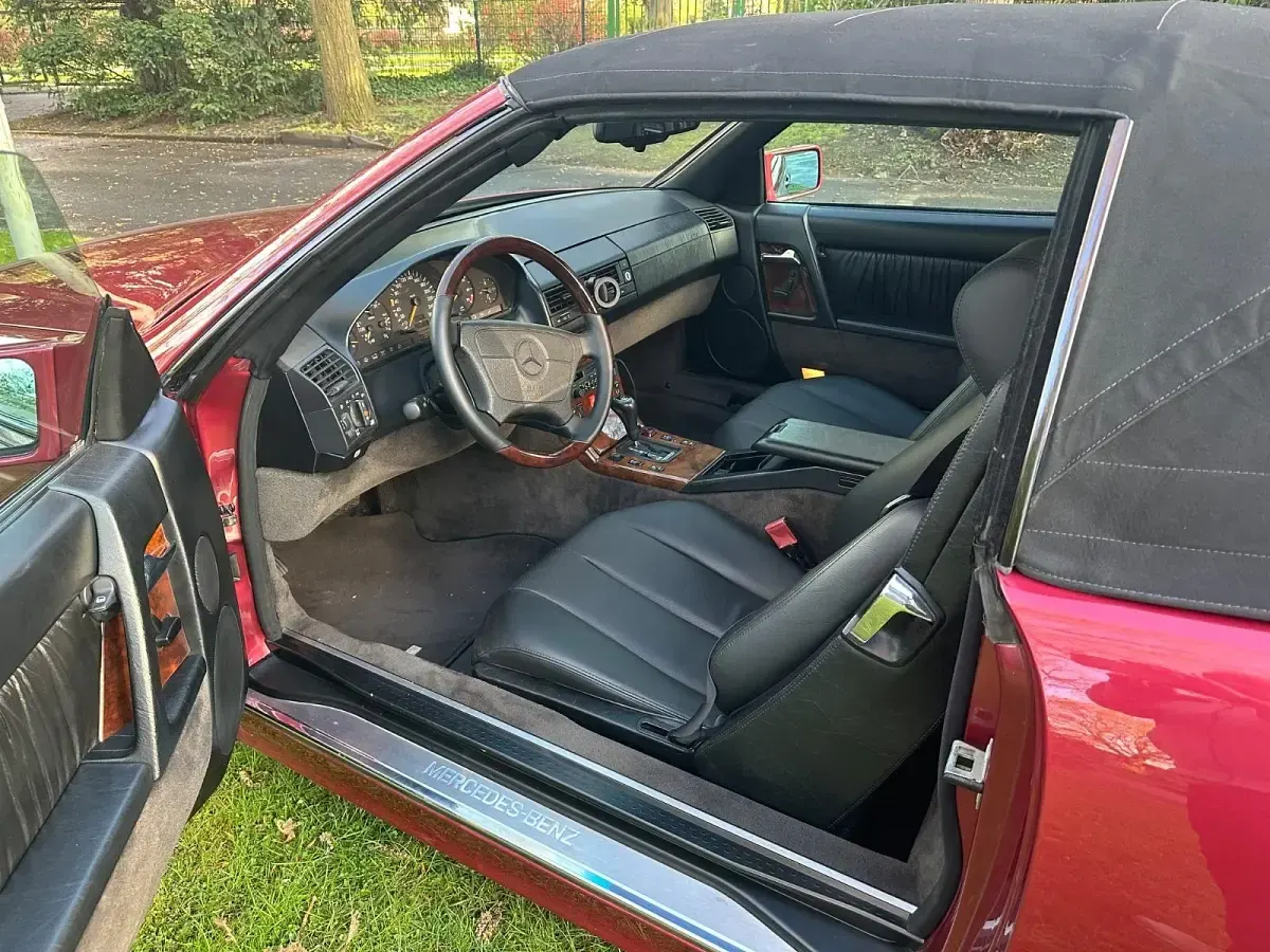 Gebraucht Mercedes SL280 192 PS (141 kW) 1995 Andere farben Cabrio
